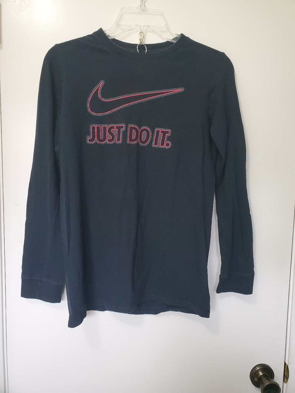 Nike Athletic Cut Swoosh Just Do It Spellout Black Long Sleeve T-Shirt Youth XL